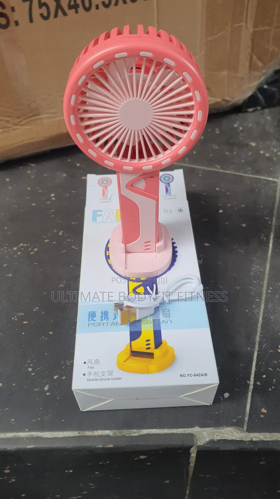 Brand New Yc-042a/B Hand Fan