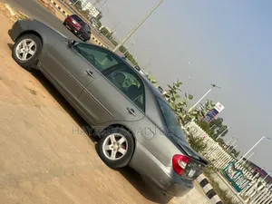 Toyota Camry SE 4dr Sedan (2.4L 4cyl 4A) 2004 Gray