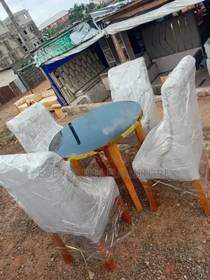 Unique 4 Setter Dining Sets