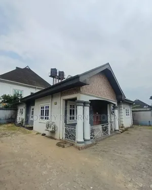 2bdrm Block of Flats in Port-Harcourt for sale