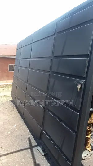Metal Gate