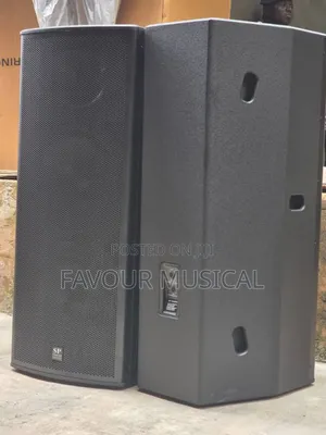 Beta Three Mu215ii Dual 15-Inch Passive Full-Range Loudspeaker.