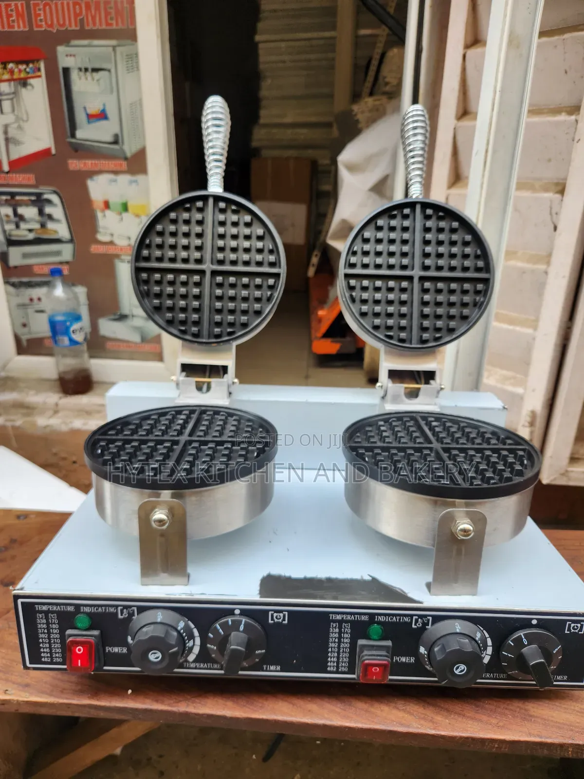 Double Burner Waffle Maker