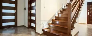 Wooden Floor Finishing, Wooden Staircase