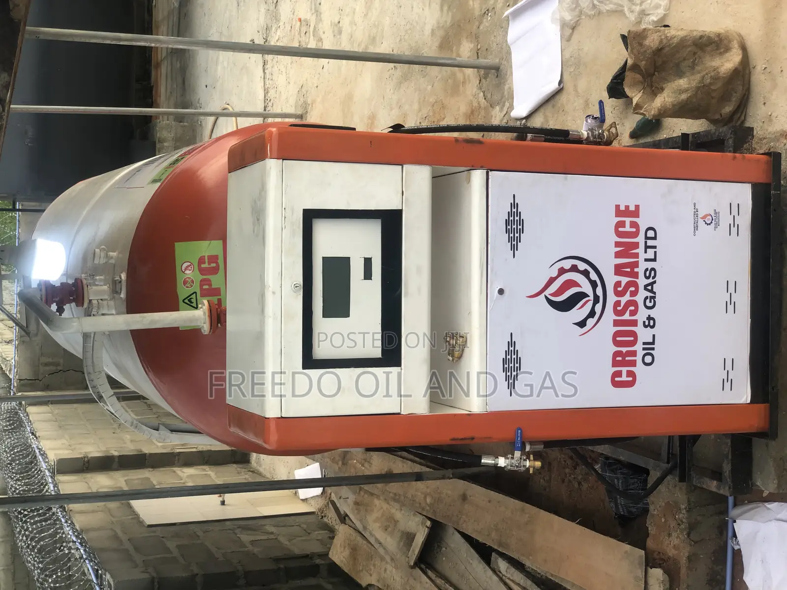 Complete 2.5 Tons LPG With Accessories