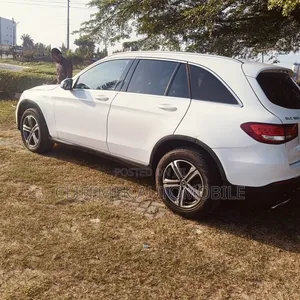 Mercedes-Benz GLC-Class 2018 White