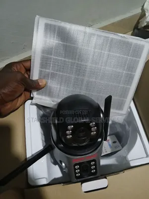 Smart Solar Camera With Floodlight – Mobile Controlled