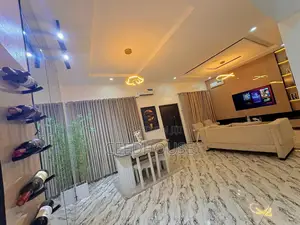 Luxurious 3 Bedroom Apartment With Swimming Pool