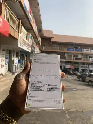 New Apple iPhone 16 Pro 128 GB