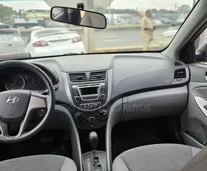 Hyundai Accent GLS 4dr Sedan (1.6L 4cyl 6A) 2014 Gray