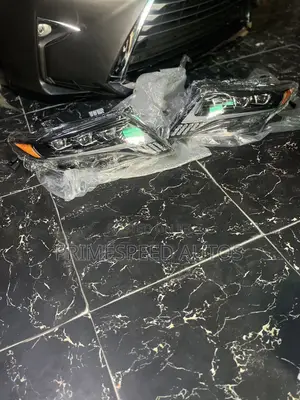 Set of Venza Headlight 2010 Upgrade
