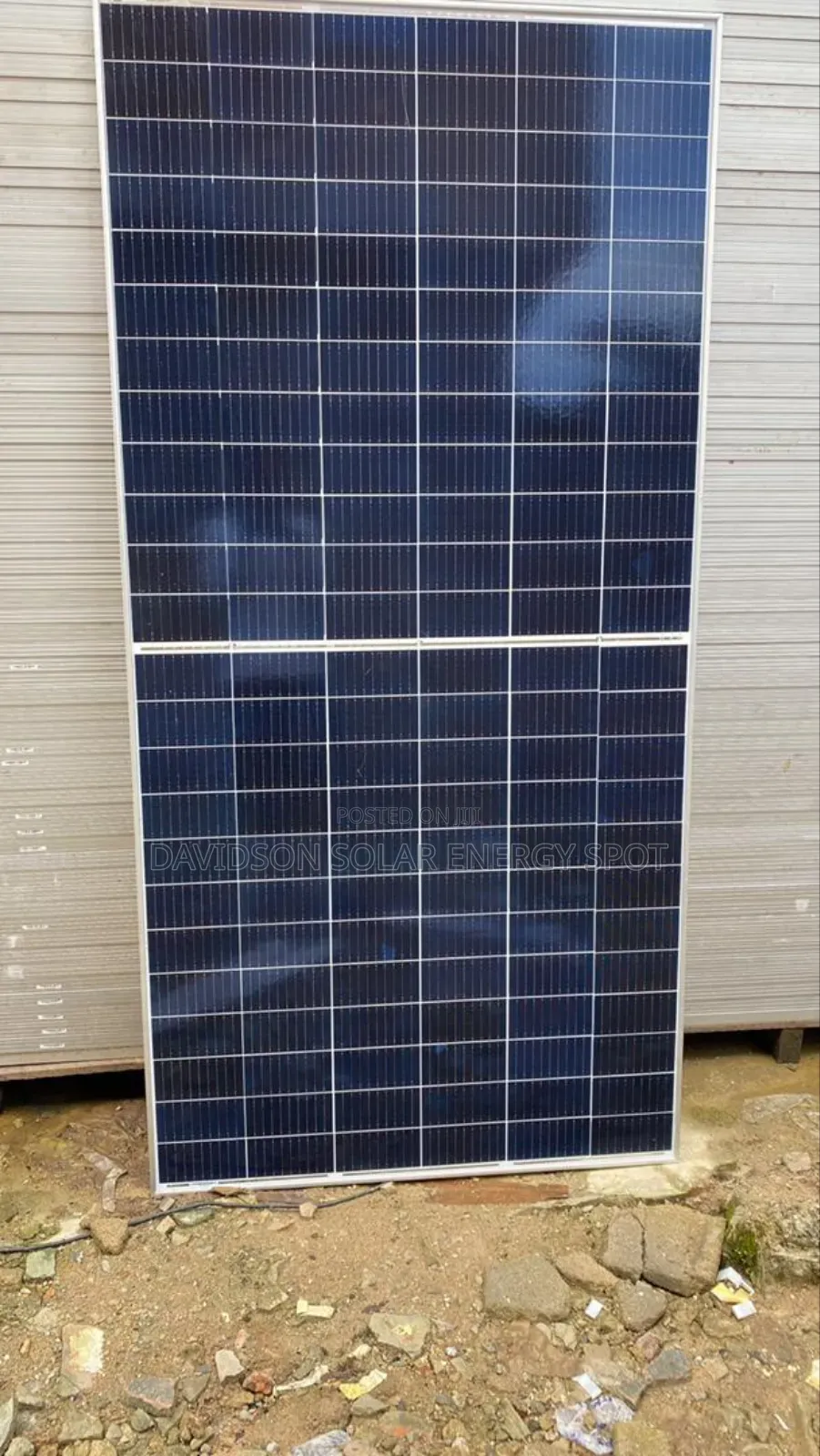 600watt Jinko Solar Panel Halfcut