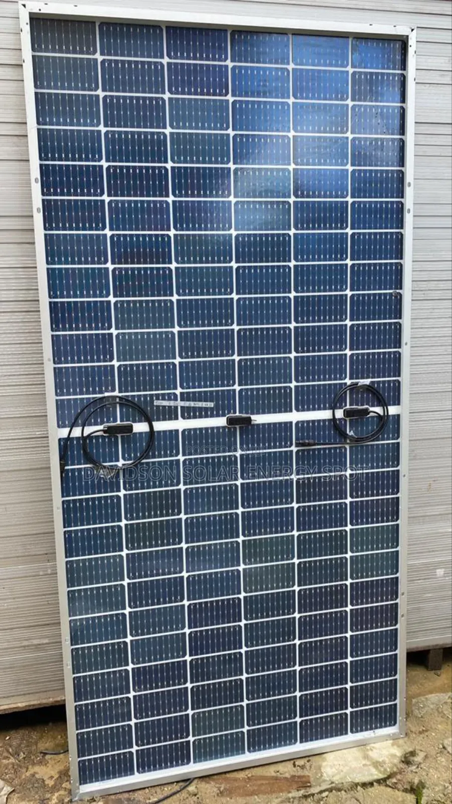600watt Jinko Solar Panel Halfcut