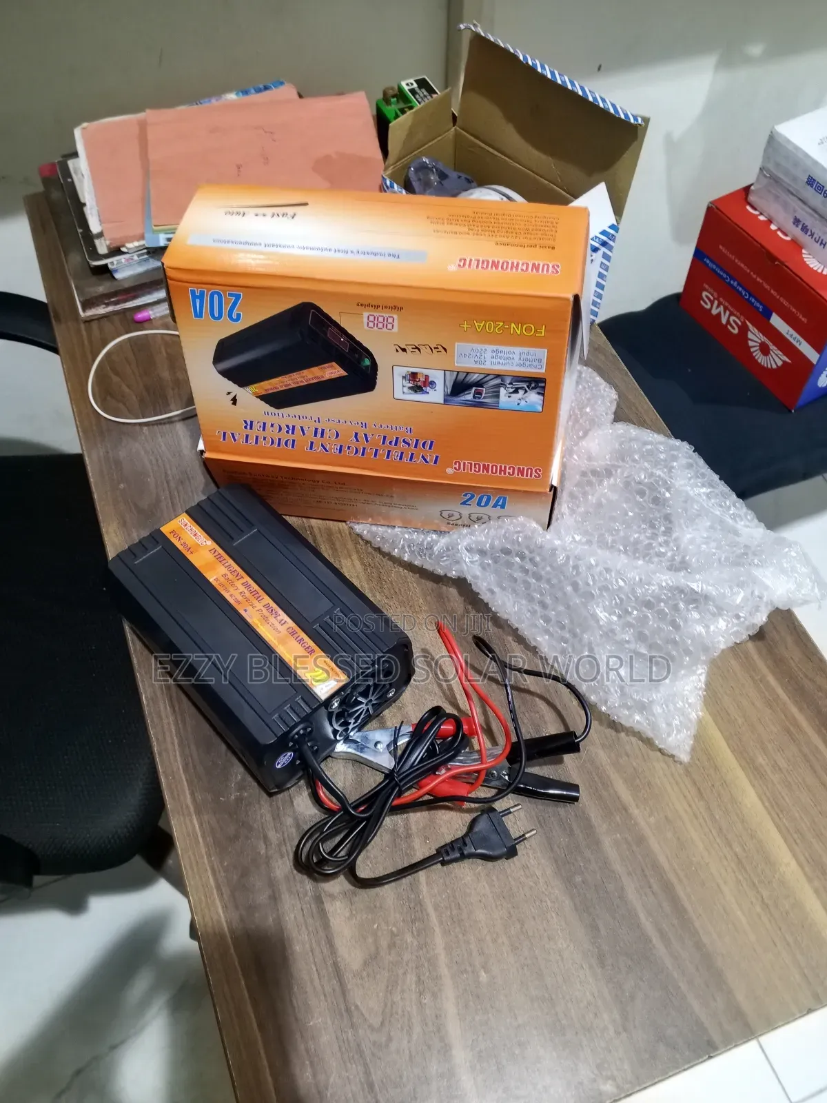 12/24v Digital Battery Charger