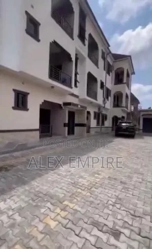 2bdrm Block of Flats in Amuwo-Odofin for sale