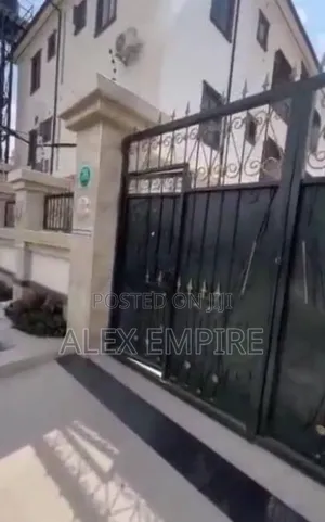 2bdrm Block of Flats in Amuwo-Odofin for sale