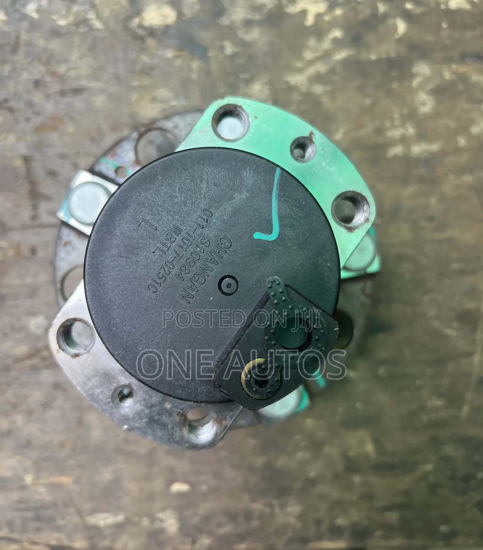Changan Alsvin Back Hub