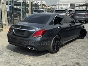Mercedes-Benz C400 4Matic AWD Sedan (3.0L V6 7A) 2015 Gray