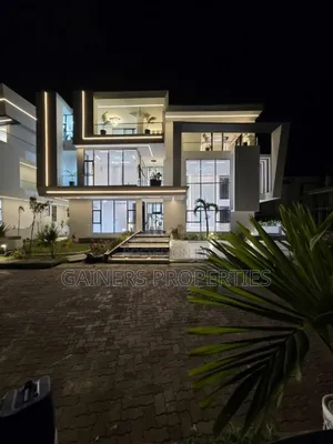 5bdrm Duplex in Osapa london for sale