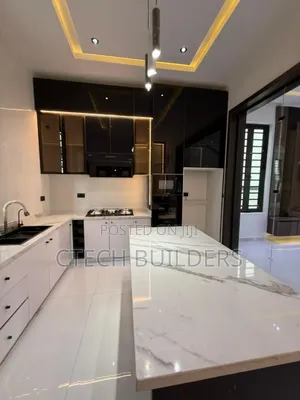 4bdrm Apartment in Benin City for rent