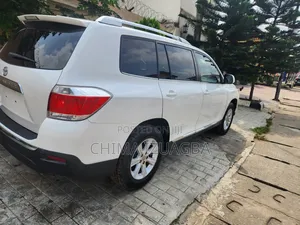 Toyota Highlander 2012 White