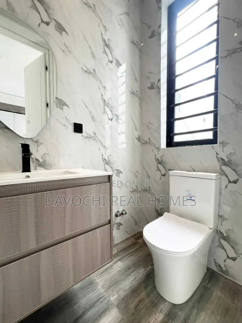 Luxurious 5 Bedroom Fully Detached Duplex With Bq