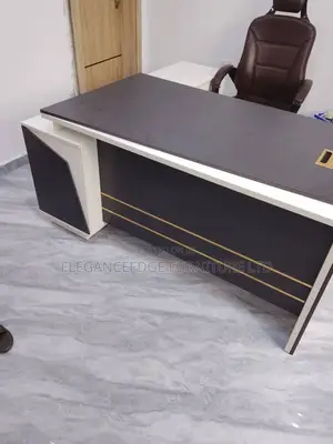 1.6 Meter Executive Director Office Table With Extension