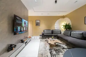 Luxurious 1 Bedroom Apartment With Swimming Pool