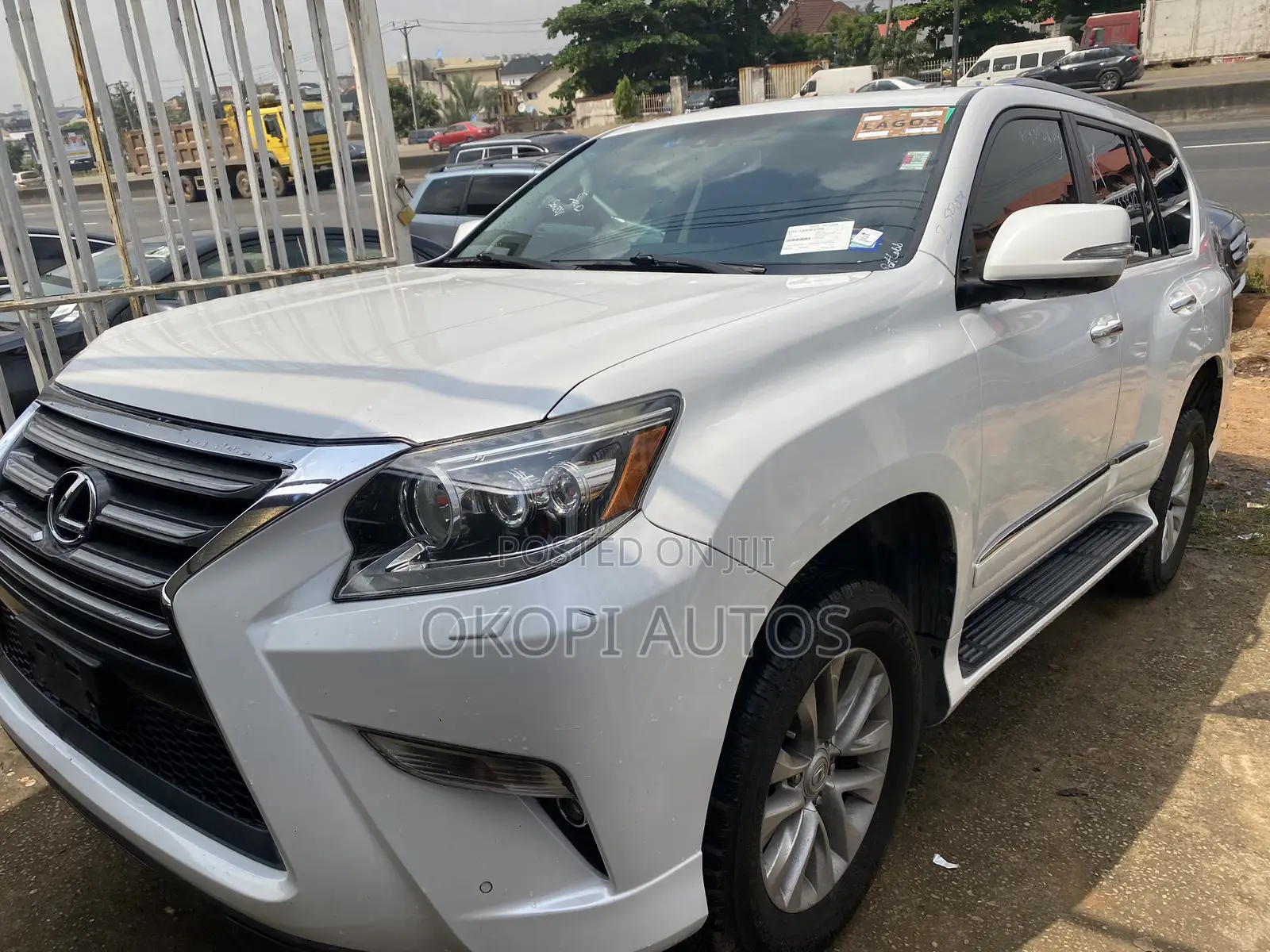 Lexus GX 2016 White