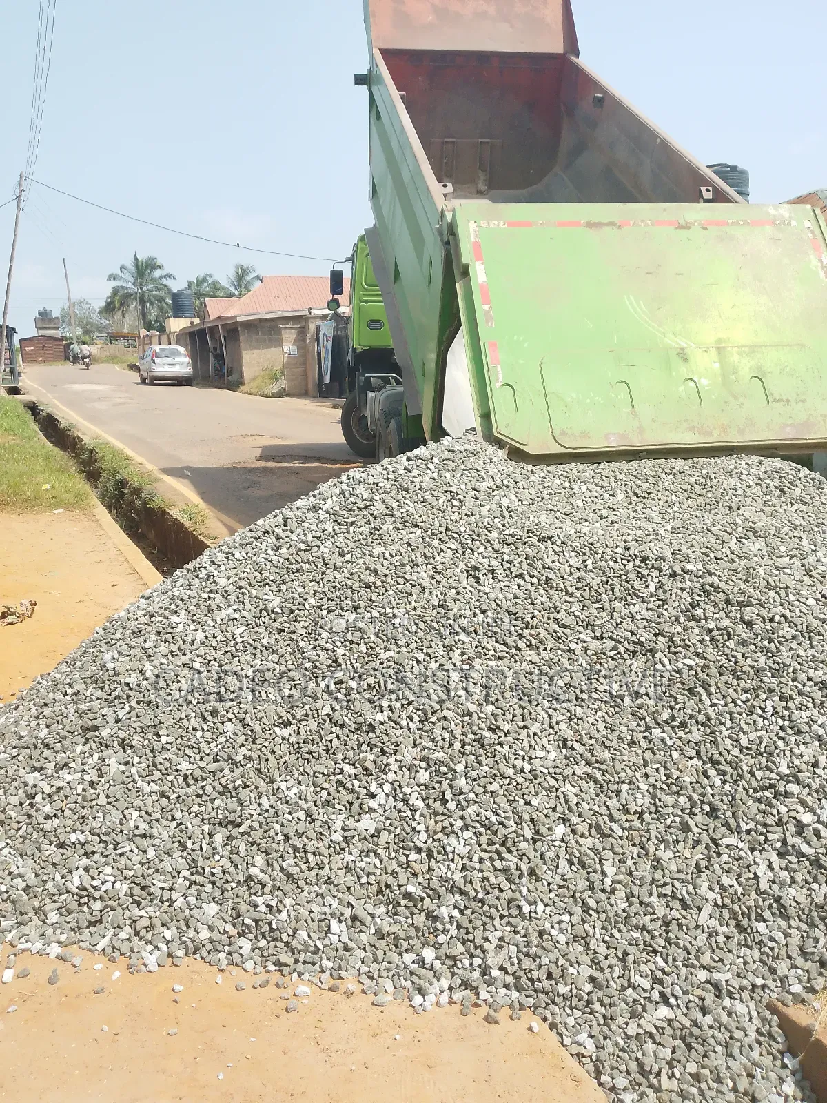 Best Granite and Chippings Supply (30,40,45 Tons)