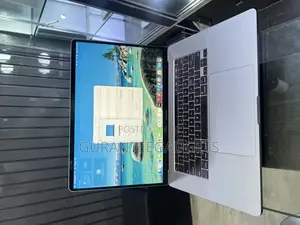 Laptop Apple MacBook Pro 2019 32GB Intel Core i9 SSD 1T