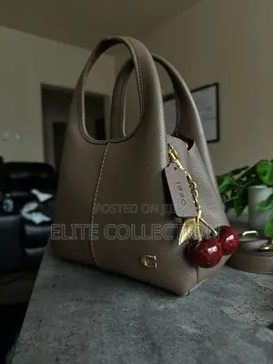 Original Coach Lana Shoulder Bag Off-White • Black • Nude • Pattern