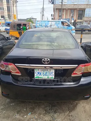 Toyota Corolla 2010 Black