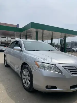 Toyota Camry 2008 Silver
