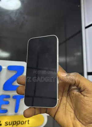 Apple iPhone 13 128 GB White