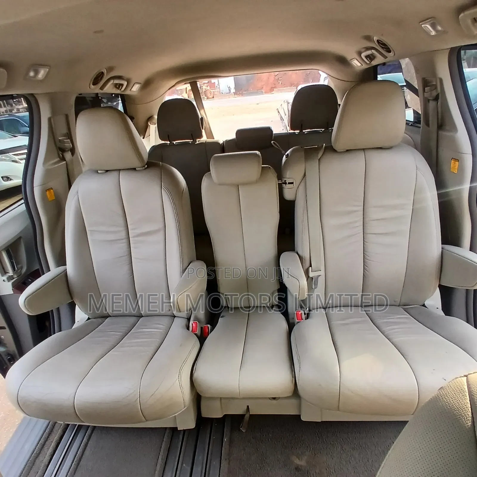 Toyota Sienna 2012 Green