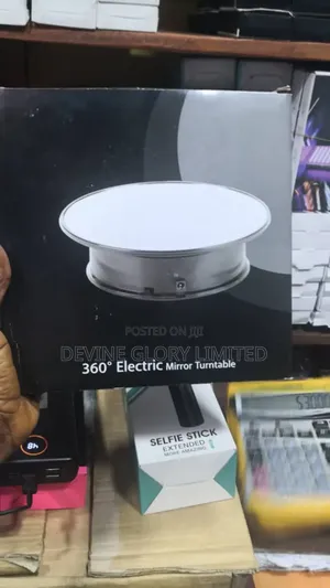 360° Electric Mirror Turntable Display Stand – Rotating Platform