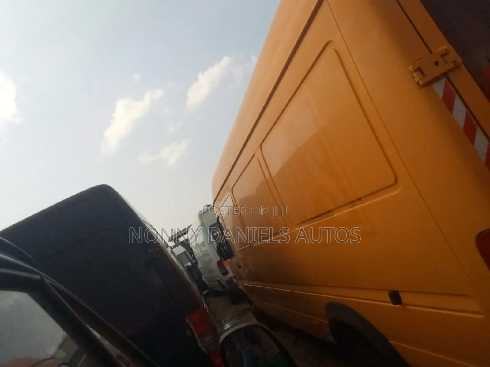 Volkswagen LT 2006 Yellow
