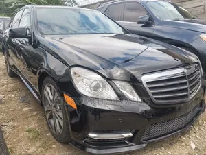 Mercedes-Benz E350 2012 Black