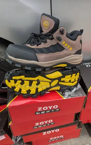 Zoyo Industrial Safety Boot – Anti-smash, Anti-slip, Durable Work Shoe