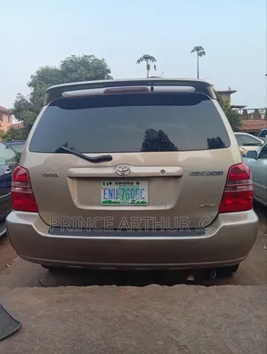 Toyota Highlander Limited V6 FWD 2004 Gold