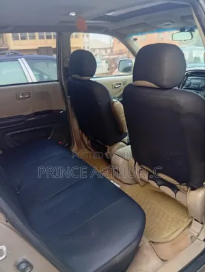 Toyota Highlander Limited V6 FWD 2004 Gold