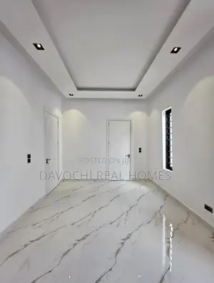 5bdrm Duplex in Ikota Gra for sale