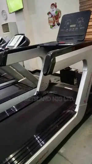8hp Commercial Treadmill Available For Delivery