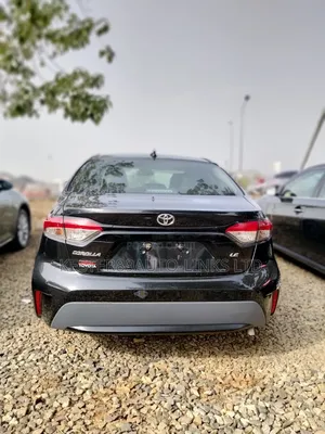 Toyota Corolla LE 2021 Black
