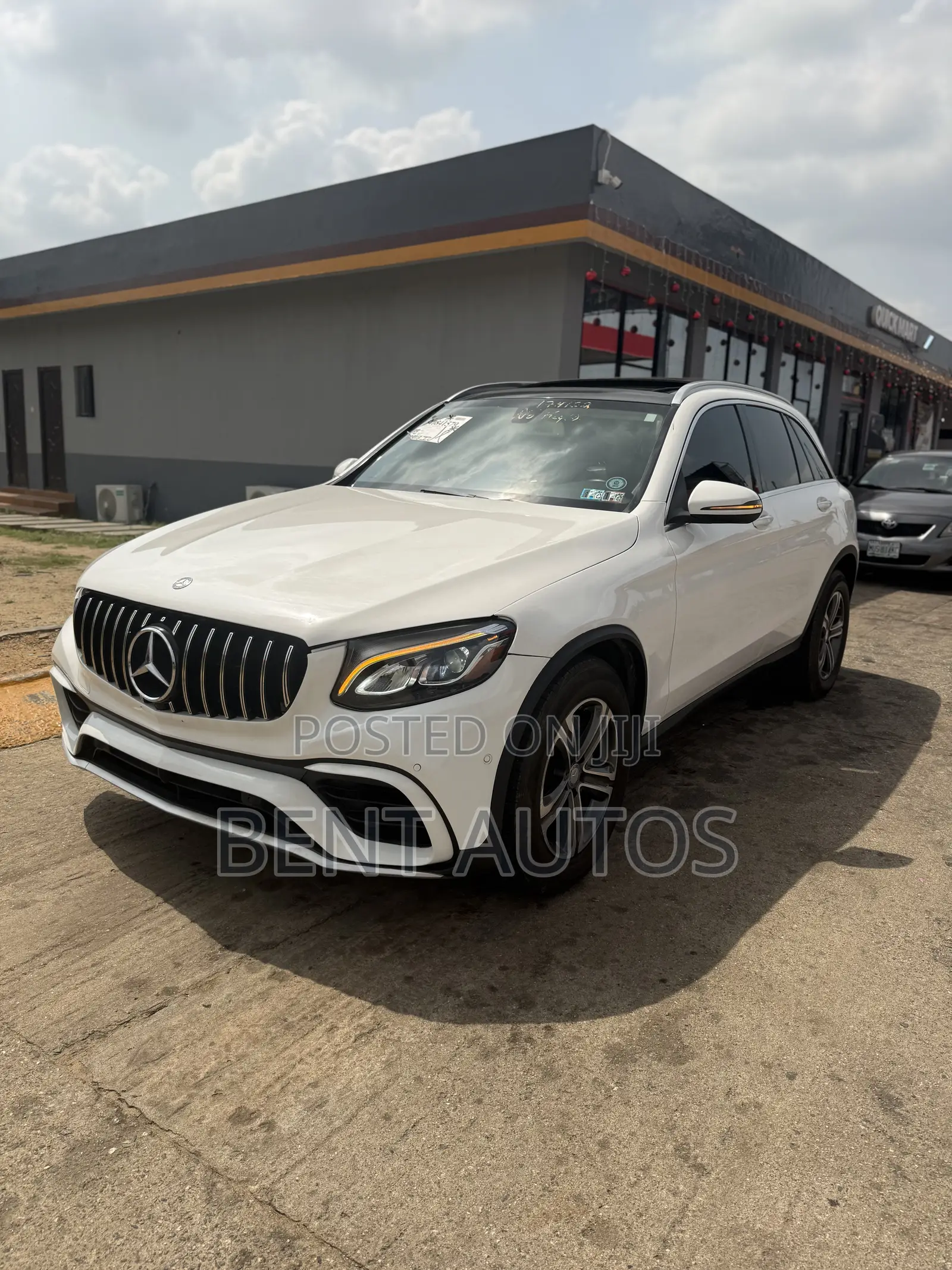 Mercedes-Benz GLC-Class 2017 White