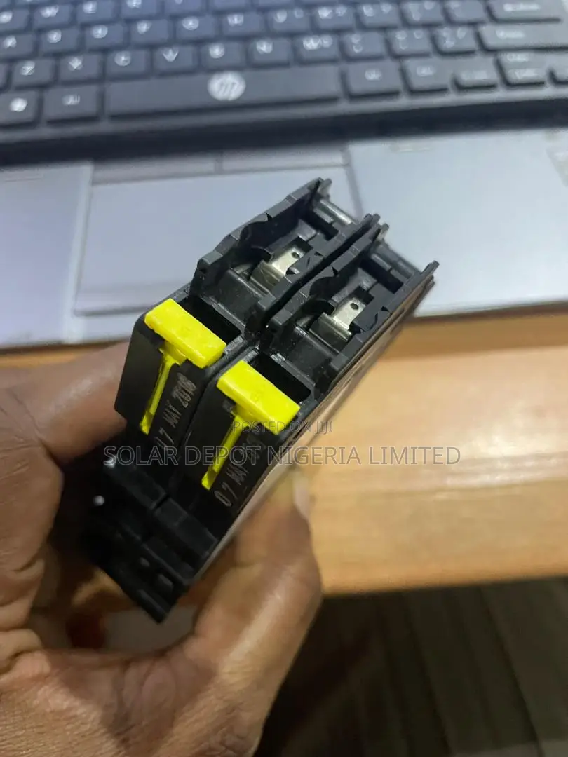 15a 150vdc Midnite Breaker