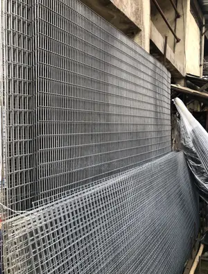 Galvanized Welded Wire Mesh Panel (9 X 8ft )