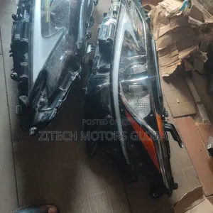 Set Head Light Es350 2020