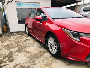 Toyota Corolla LE 2021 Red